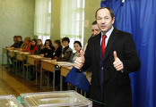 Сергей Тигипко на первом этапе выборов в президенты Украины