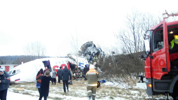 Самолет Ту-154 совершил аварийную посадку в "Домодедово"