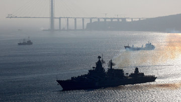 Встреча крейсера "Варяг во Владивостоке