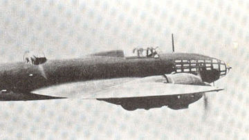Двухмоторный дальний бомбардировщик Ил-4