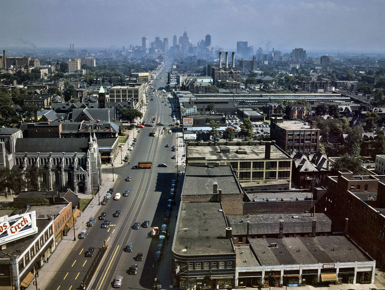 Вид на Вудворд Авеню в Детройте, 1942