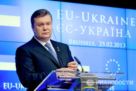 Президент Украины Виктор Янукович на XVI саммите Украина - Европейский Союз в Брюсселе