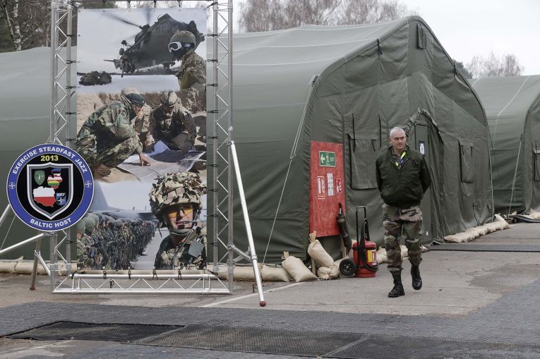 Военная база в Адажи, Латвия, на которой проходят учения НАТО Steadfast Jazz 2013 