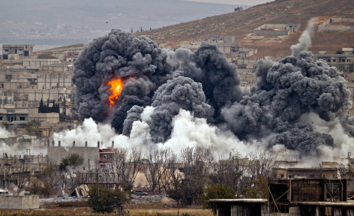 Авиаудар коалиции во главе с США по позициям боевиков «Исламского государства» в Кобани