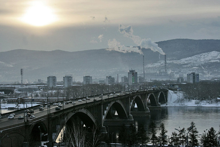 Мост через Енисей в Красноярске