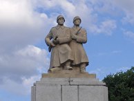 Памятник героям  в г. Слубице в Польше