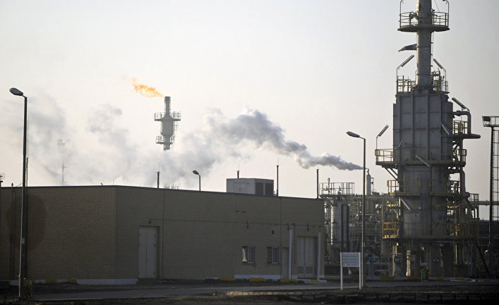 Предприятие по обработке и хранению газа в городе Ком, Иран