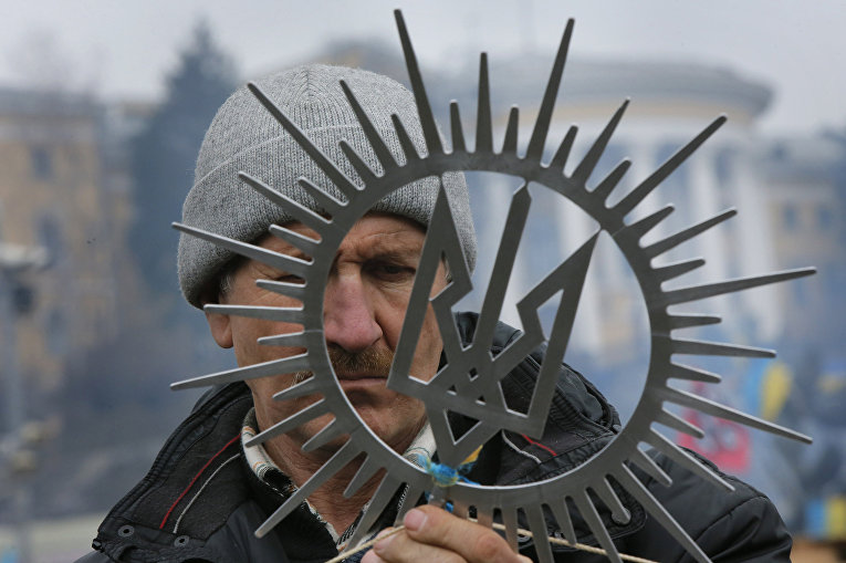 Участник акций протеста на Площади Независимости в Киеве