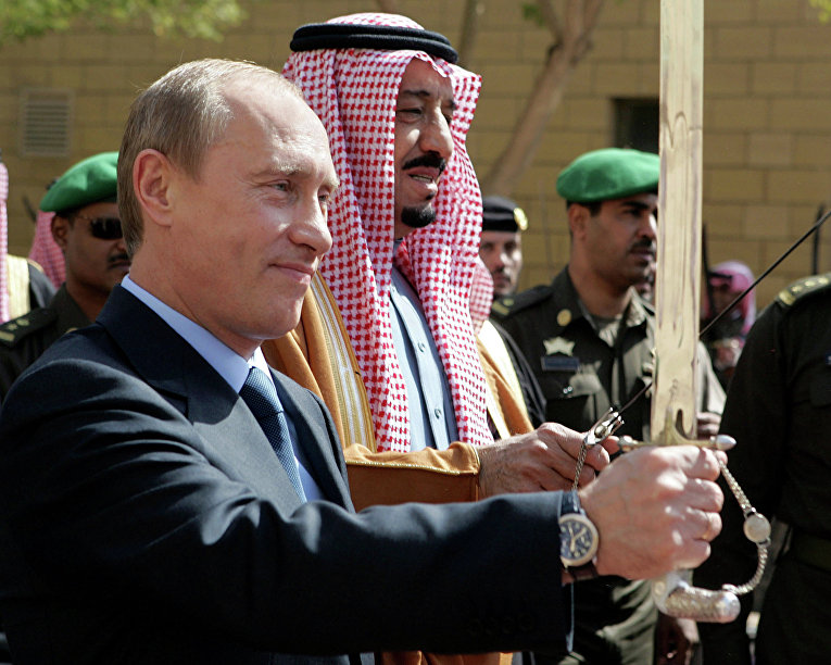 Президент России Владимир Путин и принц Салман ибн Абдул-Азиз Аль Сауд