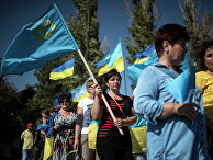 Активисты заблокировали автодорогу на границе Украины и Крыма. 20 сентября 2015 Активисты заблокировали автодорогу на границе Украины и Крыма. 20 сентября 2015