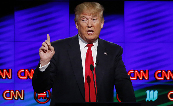Кандидат в президенты США от Республиканской партии Дональд Трамп во время предвыборных теледебатов на канале CNN. 10 марта 2016