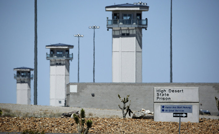 Сторожевые башни тюрьмы High Desert State Prison