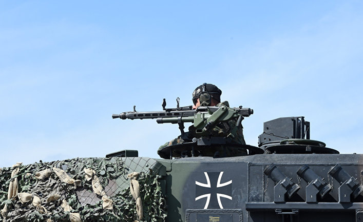 Немецкий танк «Леопард» во время учений Strong Europe Tank Challenge