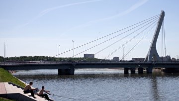 Мост через Дудергофский канал в Санкт-Петербурге