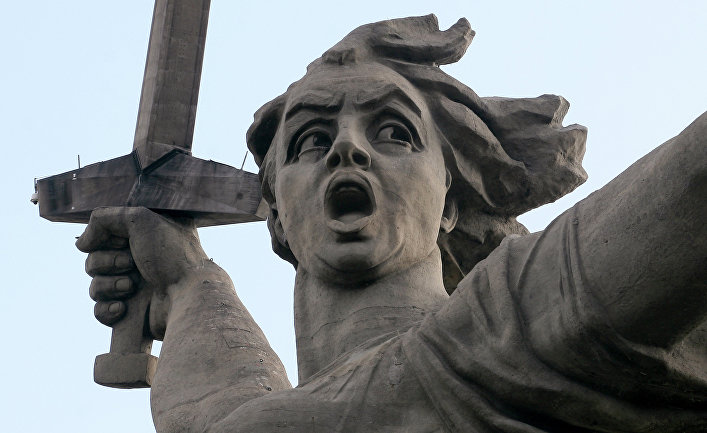 Монумент «Родина-мать зовет» в Волгограде