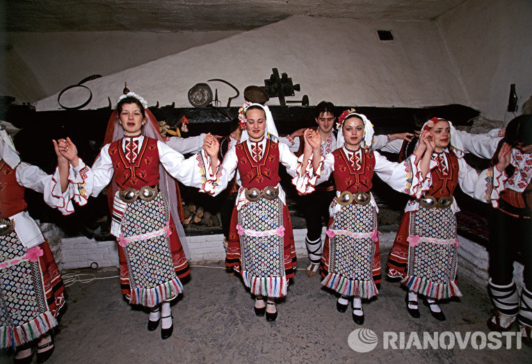 Старинный болгарский свадебный обряд