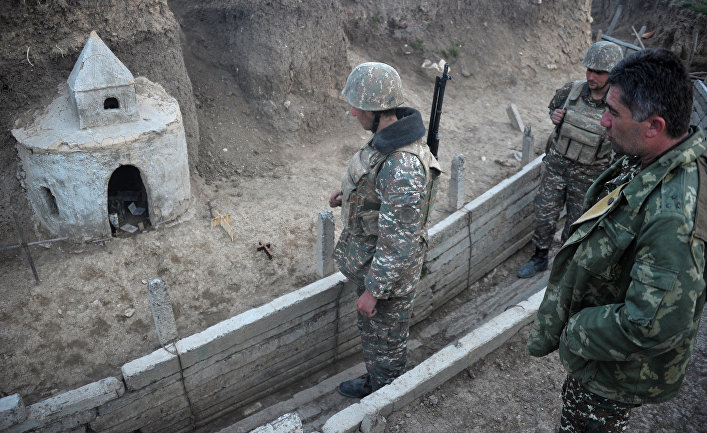 Карабахские военные на первой линии обороны армии обороны Нагорного Карабаха