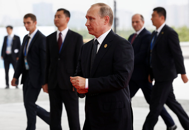 Президент России Владимир Путин прибывает на саммит G20 в Ханчжоу