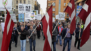 Шествие против приема беженцев прошло в Риге