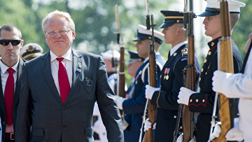 Министр обороны Швеции Петер Хультквист