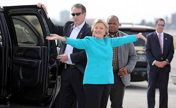 Кандидат в президенты США Хиллари Клинтон в аэропорту Майами. 26 октября 2016