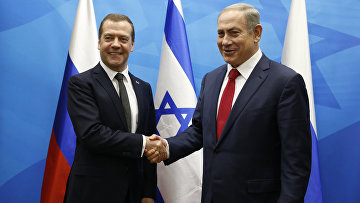 Председатель правительства РФ Дмитрий Медведев и премьер-министр Израиля Биньямин Нетаньяху