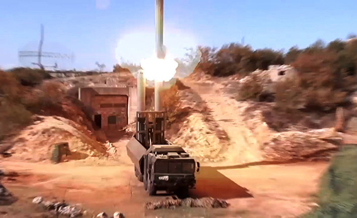 Пуск крылатой ракеты «Оникс» с БРК «Бастион» по объектам террористов в Сирии