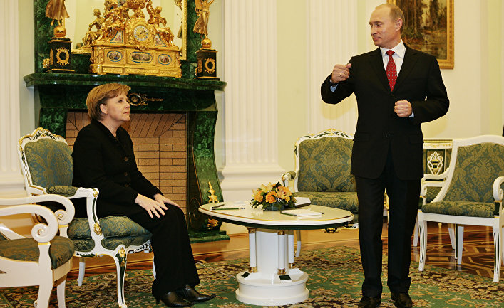 Президент России Владимир Путин и канцлер Германии Ангела Меркель