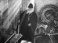 Актер Николай Черкасов в роли Ивана Грозного в фильме Эйзенштейна "Иван Грозный" Актер Николай Черкасов в роли Ивана Грозного в фильме Эйзенштейна "Иван Грозный"