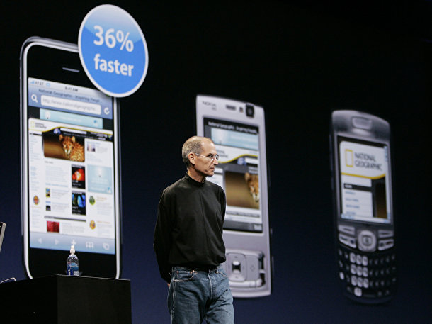Стив Джобс презентует Apple iPhone с поддержкой 3G