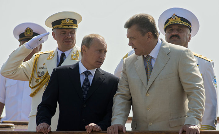 Владимир Путини Виктор Янукович в Севастополе