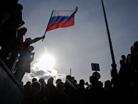Сторонники оппозиции на митинге в Москве