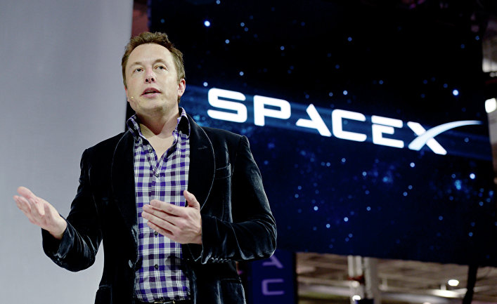 Глава компаний Space X и Tesla Motors Элон Маск