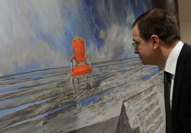 Владимир Мединский на открытии основного проекта V Московской биеннале современного искусства «Больше света» в Центральном выставочном зале (ЦВЗ) «Манеж»