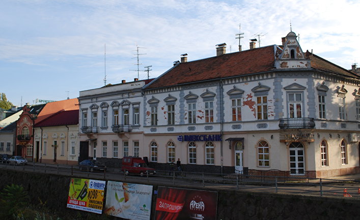 Православная набережная в Ужгороде, Закарпатская обл., Украина