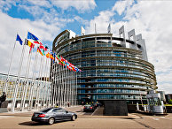 Здание Европейского парламента в Страсбурге, Франция Здание Европейского парламента в Страсбурге, Франция