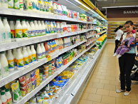 Полки с украинской молочной продукцией в одном из львовских магазинов Полки с украинской молочной продукцией в одном из львовских магазинов