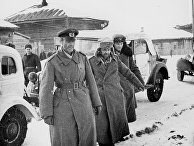 Немецкий генерал-фельдмаршал Фридрих Паулюс и члены его штаба Немецкий генерал-фельдмаршал Фридрих Паулюс и члены его штаба