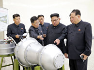 Лидер КНДР Ким Чен Ын лично осмотрел водородную бомбу