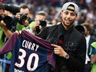 Американский баскетболист, звезда Golden State Warriors Стивен Карри Американский баскетболист, звезда Golden State Warriors Стивен Карри