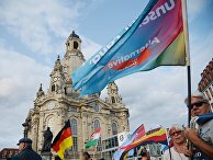 Акция партии "Альтернатива для Германии" против политики Ангелы Меркель в Дрездене Акция партии "Альтернатива для Германии" против политики Ангелы Меркель в Дрездене