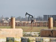 Нефтяная скважина на окраине Дейр-эз-Зора, Сирия Нефтяная скважина на окраине Дейр-эз-Зора, Сирия