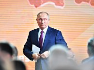 Президент РФ Владимир Путин после ежегодной большой пресс-конференции Президент РФ Владимир Путин после ежегодной большой пресс-конференции
