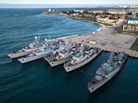 Корабли, которые ранее входили в состав военно-морских сил Украины, в бухте Севастополя. 13 января 2017 Корабли, которые ранее входили в состав военно-морских сил Украины, в бухте Севастополя. 13 января 2017