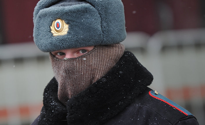 Сотрудник правоохранительных органов в Москве