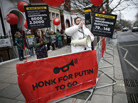 Российский бизнесмен Евгений Чичваркин во время акции протеста против президентских выборов в России