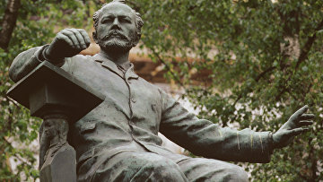 великие украинцы в истории россии. 242045965. великие украинцы в истории россии фото. великие украинцы в истории россии-242045965. картинка великие украинцы в истории россии. картинка 242045965. Украина — это такое же общегеографическое понятие как Сибирь, Алтая, Поволжье, Дальний Восток, Север и т.д. поэтому такой национальности просто не существует.А есть разный генетический сброд, маскирующий под этим словом свою чужую генетику.Сегодня под этим словом скрываются метисы венгров,австрийцев, поляков и гуцулов.Поэтому они так и держатся за свой «язык». Немца, русского, англичанина, испанца (как и любую другую национальность) видно и без их родного языка.А убери «украинский» и сразу же вылазит их настоящее обличье — тогда видно, что это венгр,австриец, поляк и т.д.