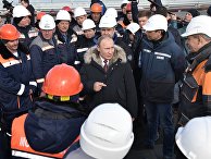 Рабочая поездка президента РФ В. Путина в ряд регионов Южного федерального округа Рабочая поездка президента РФ В. Путина в ряд регионов Южного федерального округа