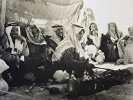 Бедуины готовят кофе в Саудовской Аравии