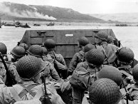 Американский десант приближается к месту высадки на берег «Омаха»